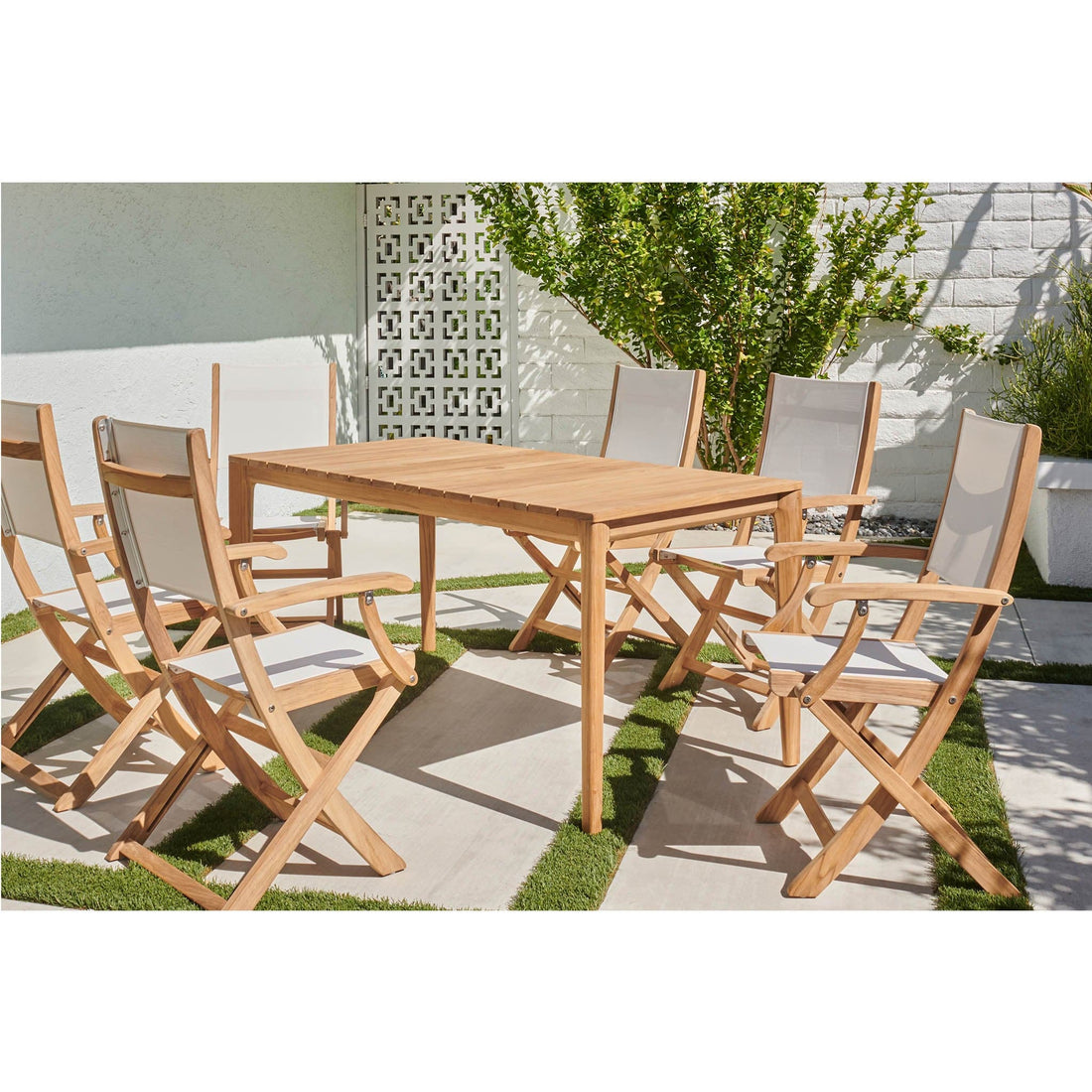 Del Ray Rectangular Table With Vertical Slats