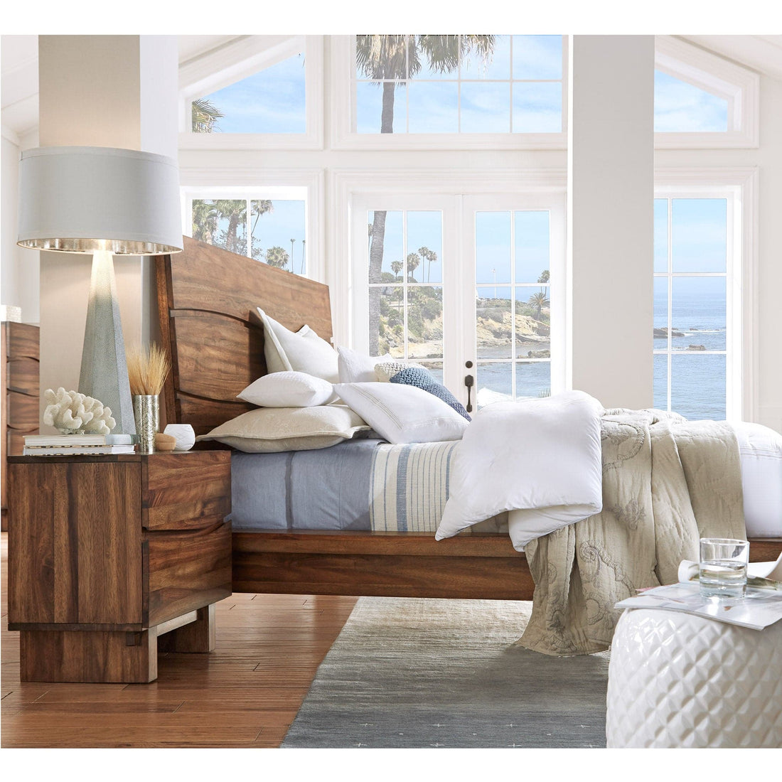 Ocean Platform Bed