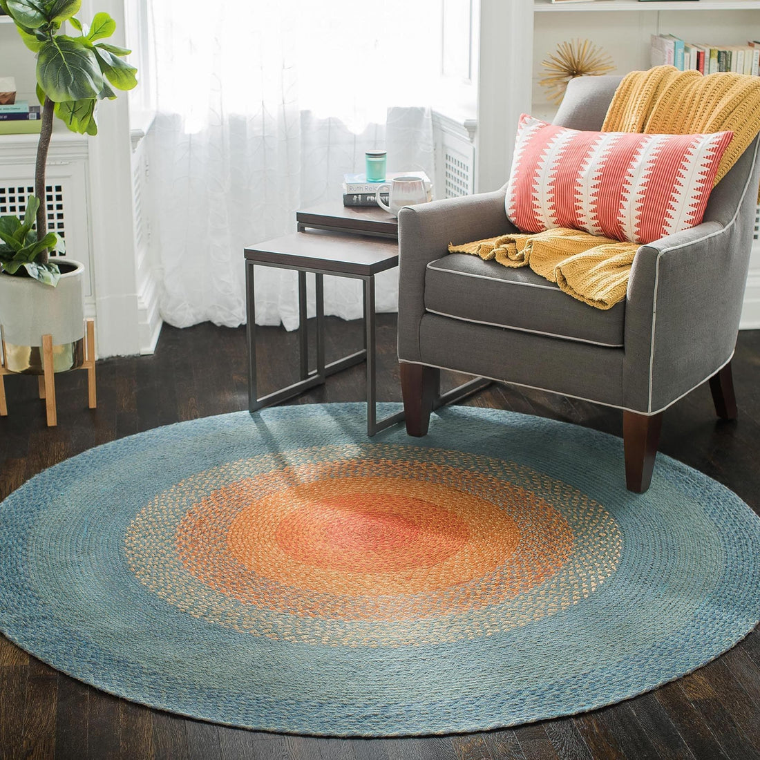 Olwyn Braided Round Rug