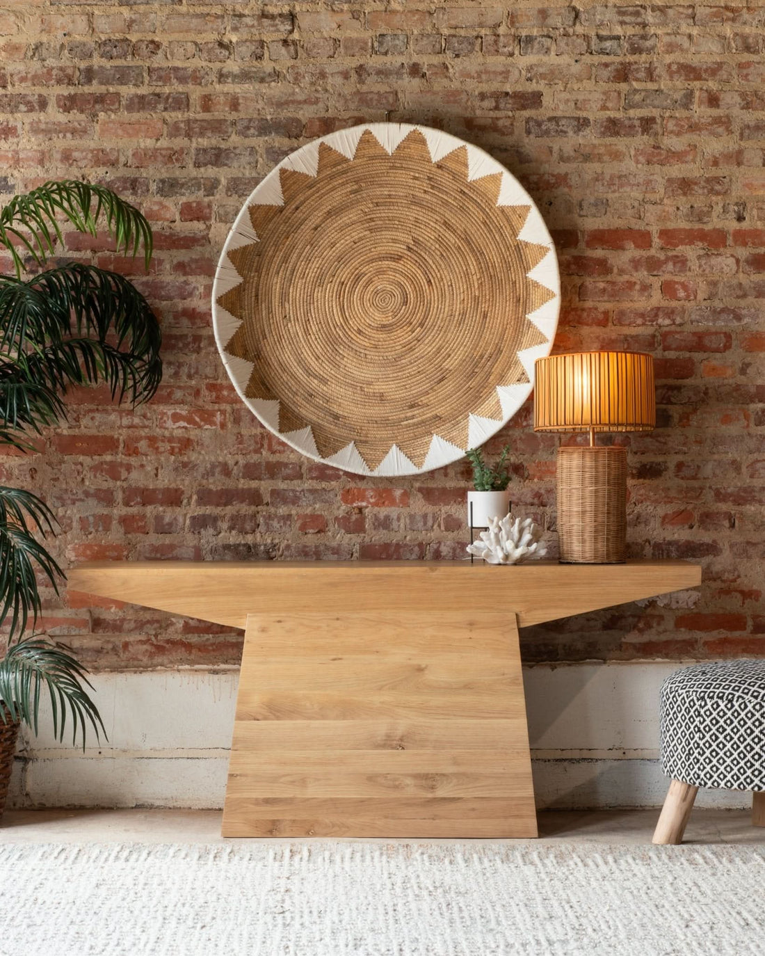 Incus 68" Modern Console Table in Natural Oak - Home Trends & Design