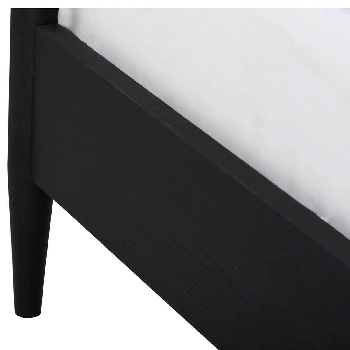 Daniel Platform Bed