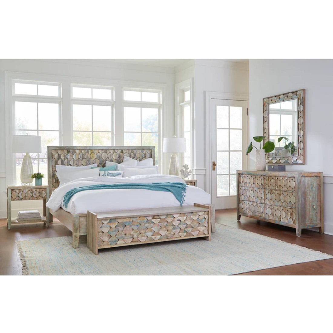 Cordoba Platform Bed