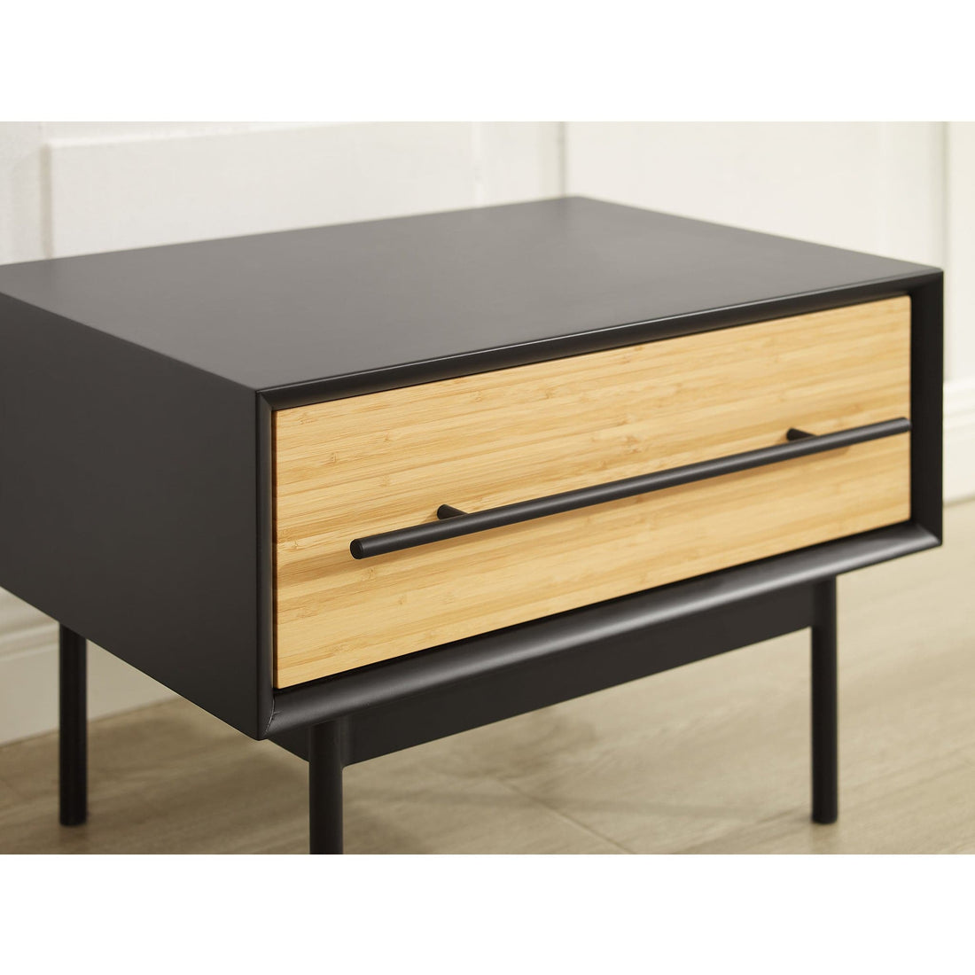 Santa Cruz 1 Drawer Nightstand