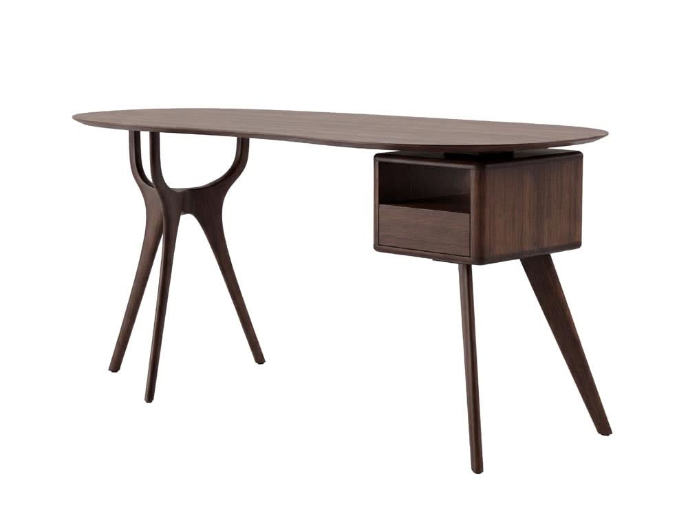 Wynn Desk