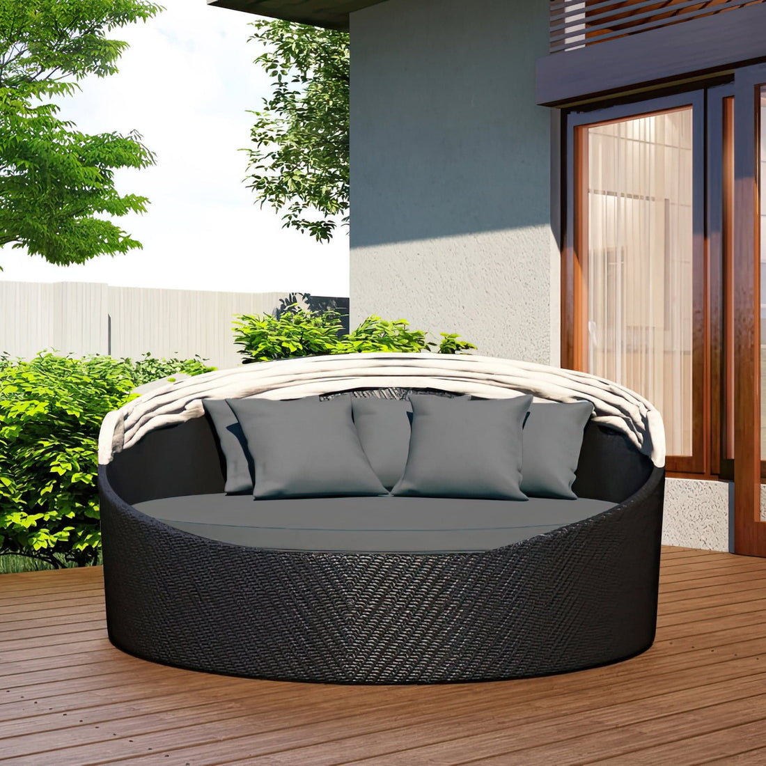 Wink Canopy Daybed