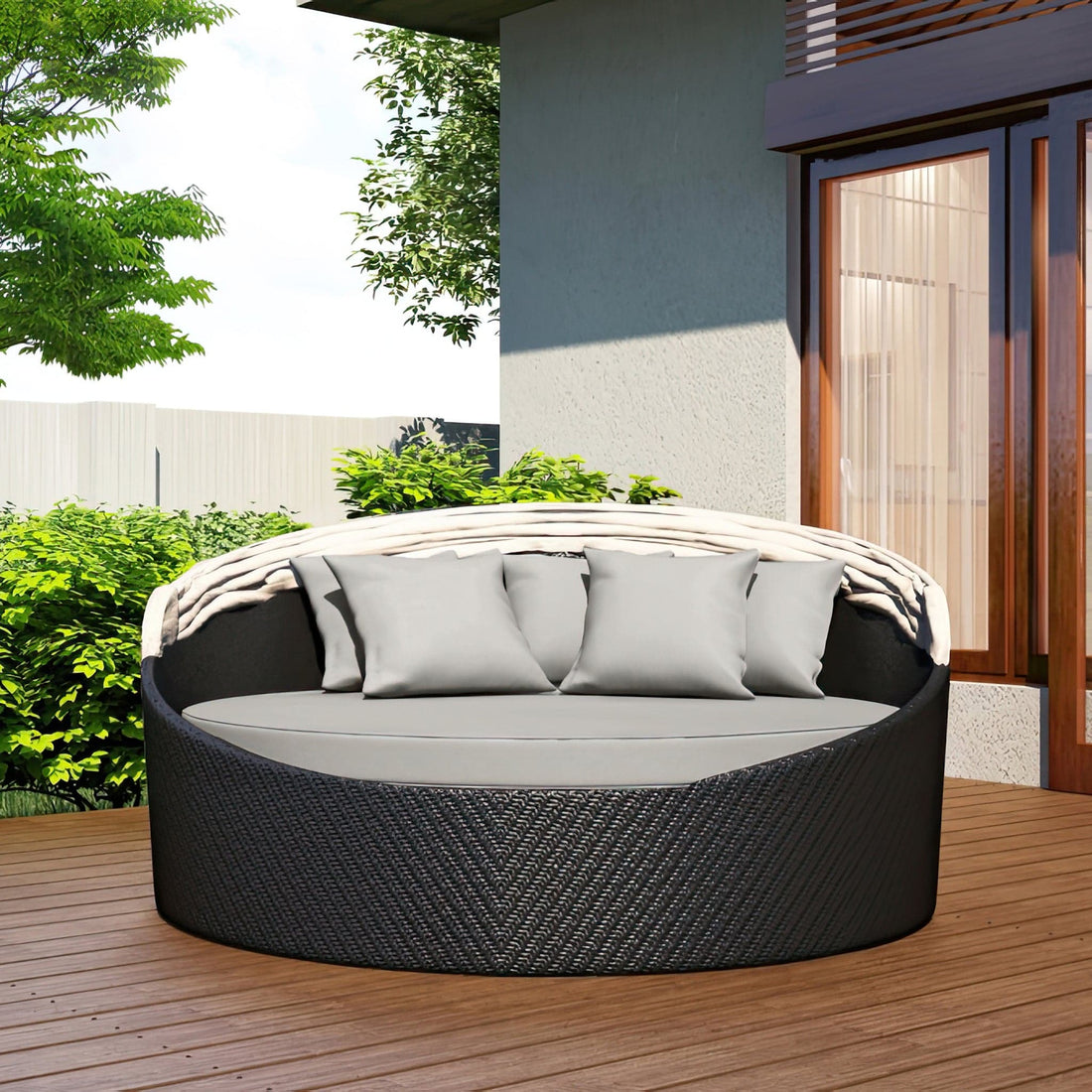 Wink Canopy Daybed