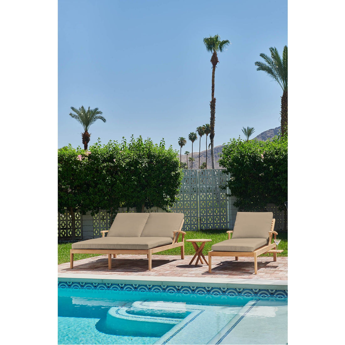 Delano Double Sunlounger With Cushion