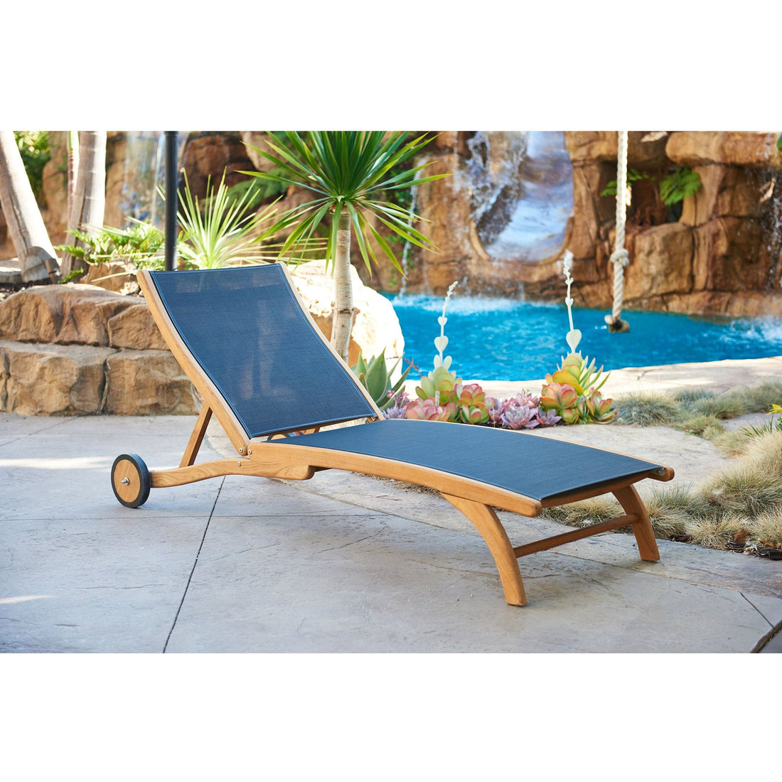 Pearl Chaise Lounger