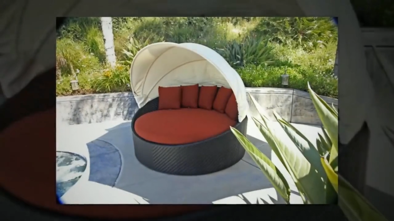 Wink Canopy Daybed