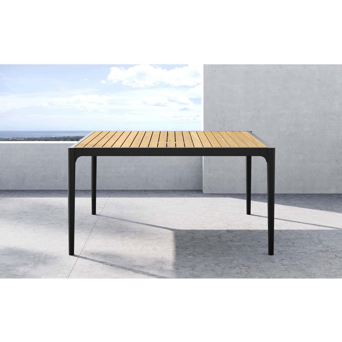 Haukland Dining Table